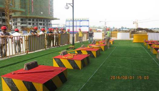 锦艺集团意昂2·(中国区)官方直营平台管理中心带领兄弟企业 到我公司承建的锦艺四季城香榭苑项目观摩